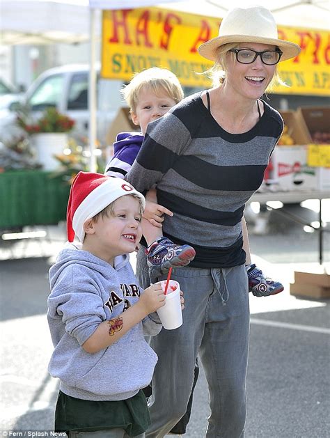 julie bowen younger|julie bowen twins.